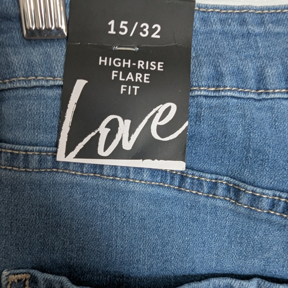 Women's Blue Jeans Flare/Wide Leg! Size 15 - Picture 2 of 6